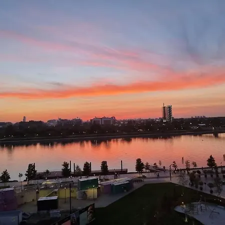 Exclusive Waterfront Terraces - Unique *