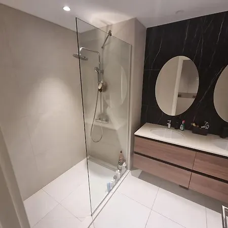 Exclusive Waterfront Terraces - Unique *